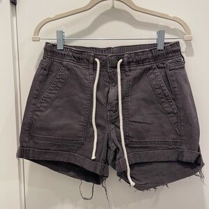 American eagle jean shorts color black size 2